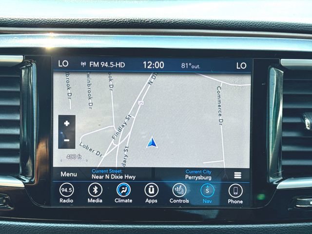Used 2019 Chrysler Pacifica Touring-L Plus w/ Tire & Wheel Group FWD image 14