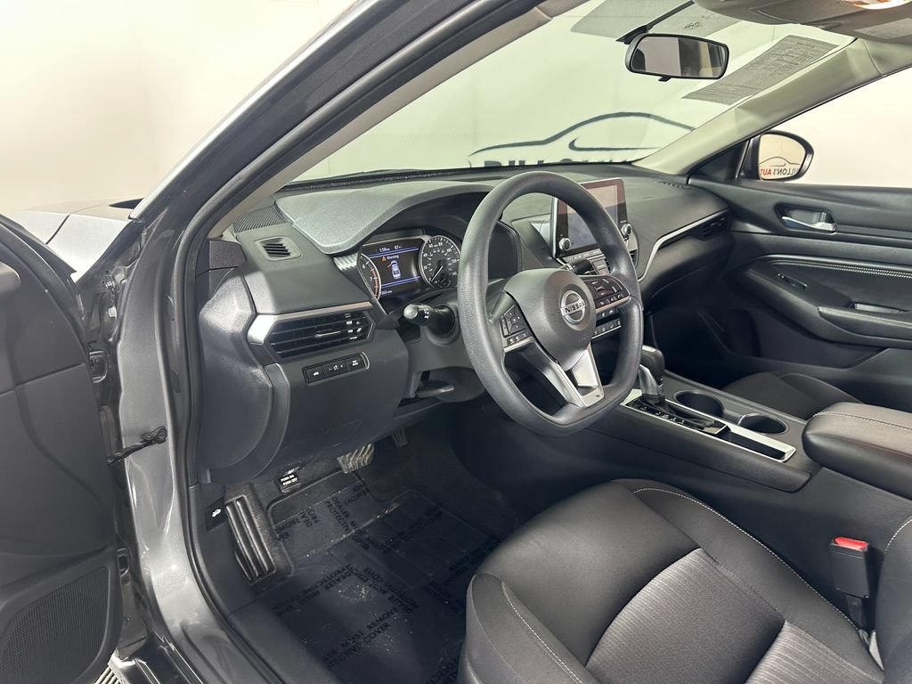 Used 2020 Nissan Altima 2.5 S FWD image 15