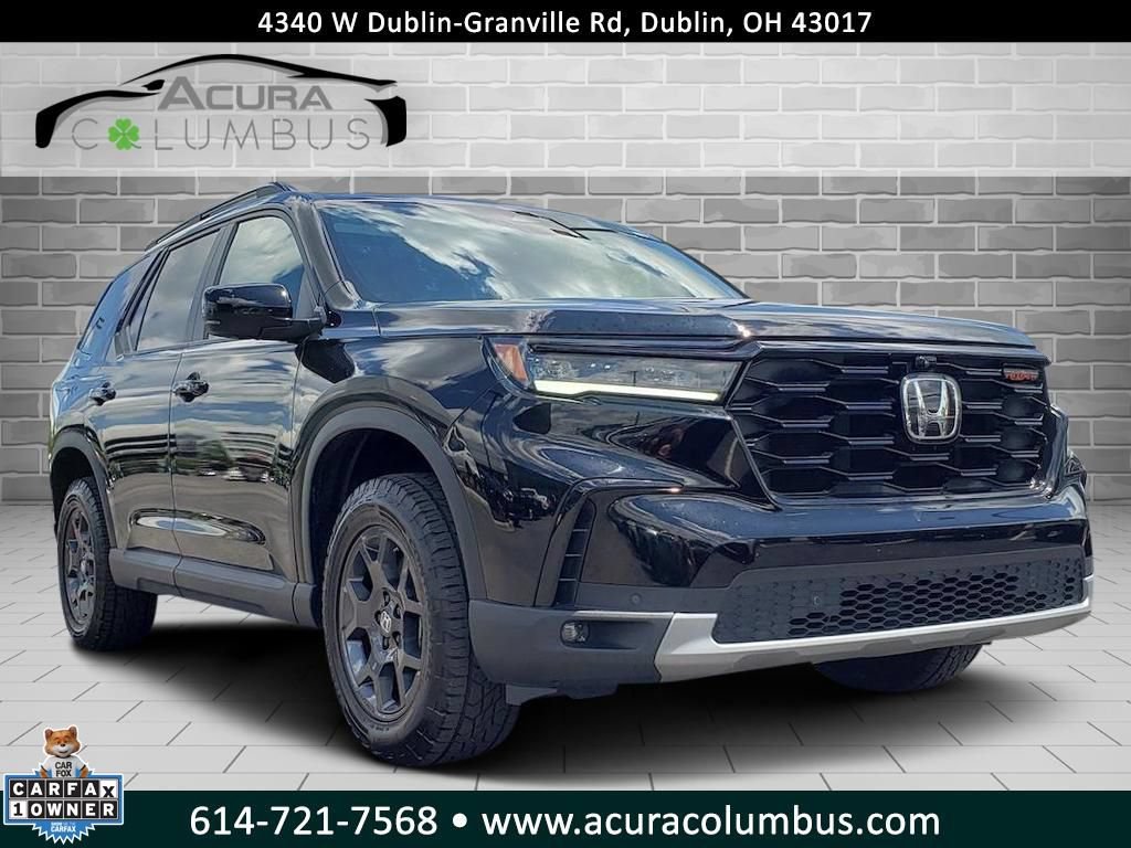 Used 2024 Honda Pilot TrailSport image 1