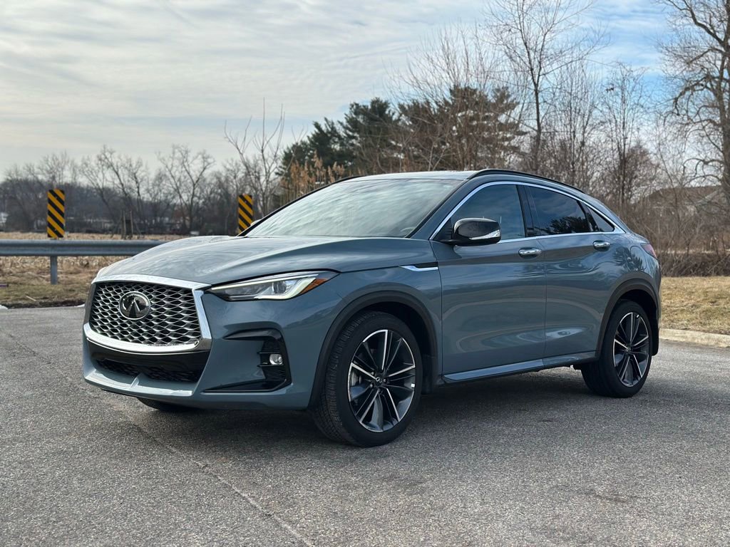 Used 2025 INFINITI QX55 Luxe w/ Cargo Package image 3