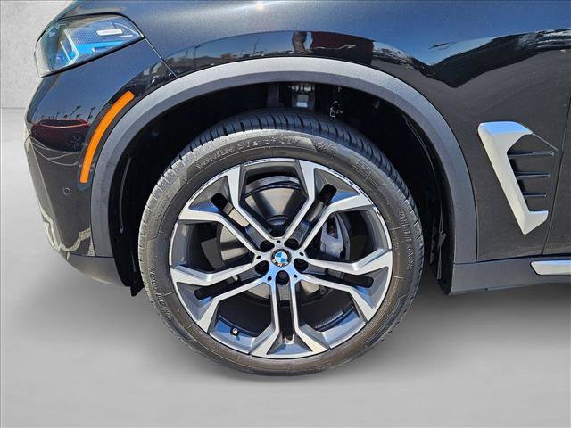 Used 2026 BMW X5 xDrive40i AWD/4WD image 23