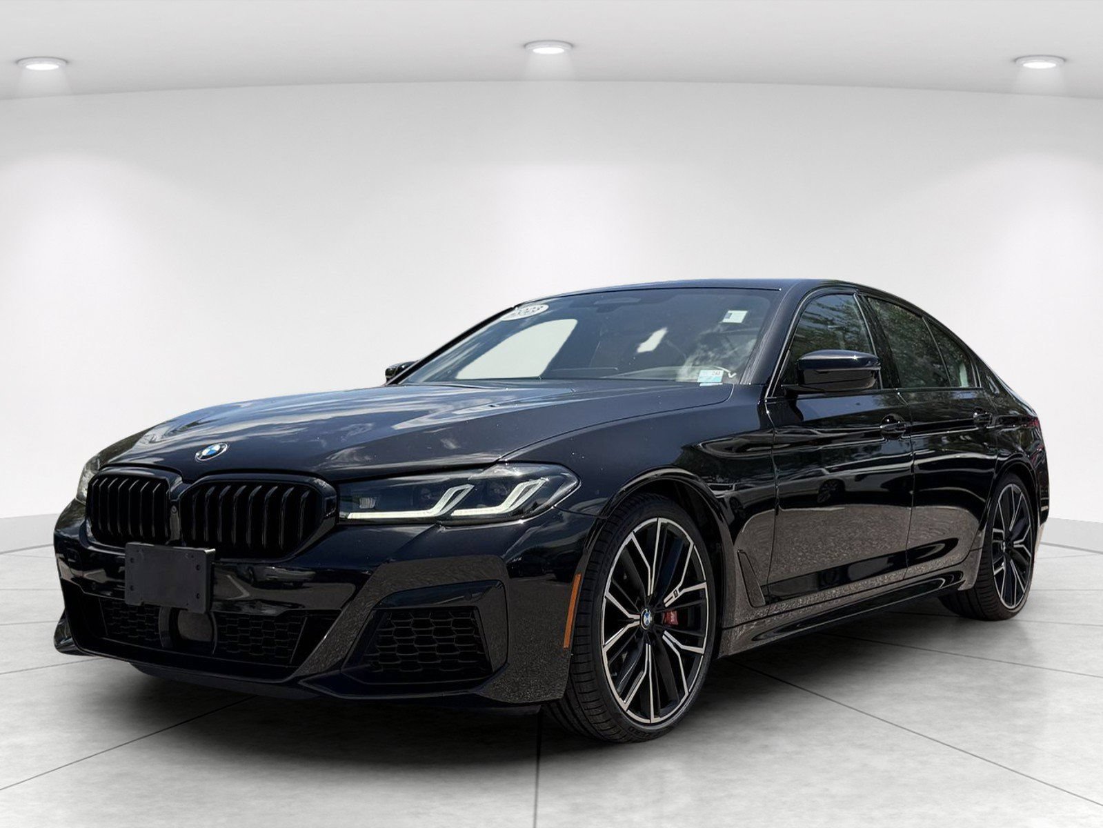 Used 2023 BMW M550i xDrive w/ Executive Package AWD/4WD image 7