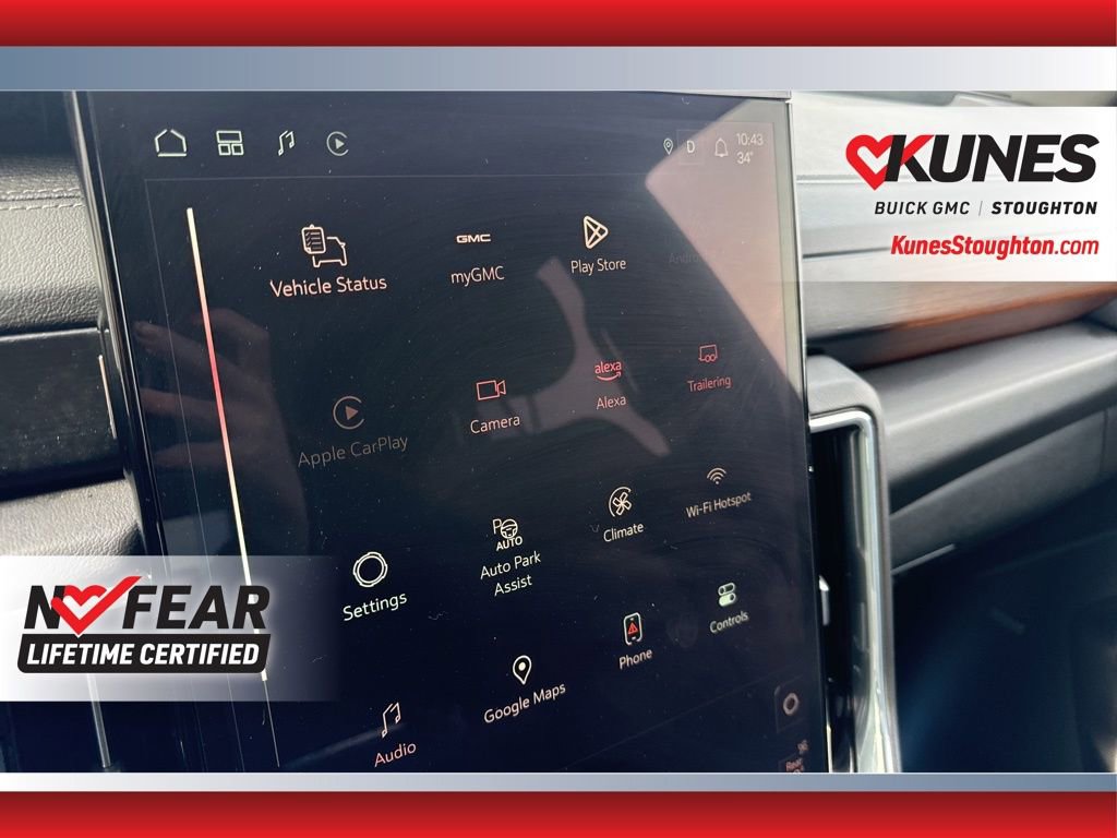 Used 2025 GMC Yukon Denali image 34