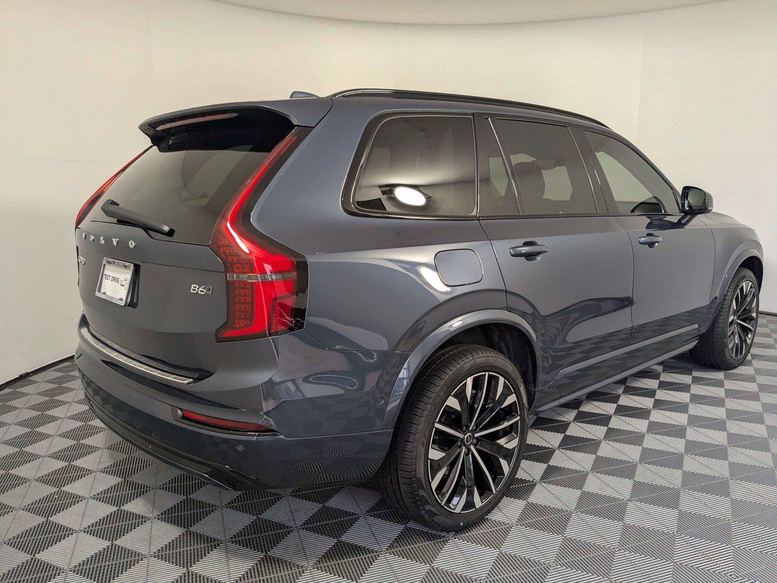 Used 2026 Volvo XC90 B6 Ultra AWD/4WD image 5