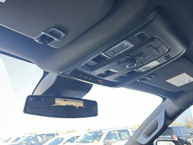 Used 2024 GMC Yukon XL AT4 w/ AT4 Premium Plus Package image 29