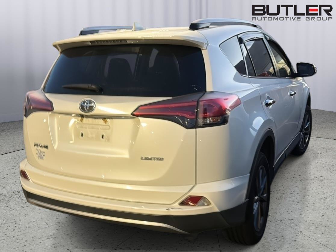 Used 2018 Toyota RAV4 Limited FWD image 6