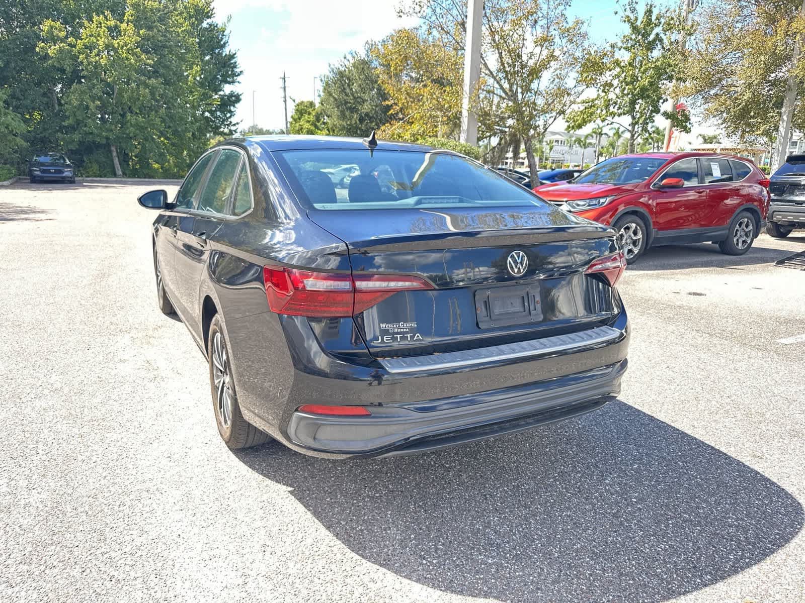 Used 2022 Volkswagen Jetta S FWD image 4