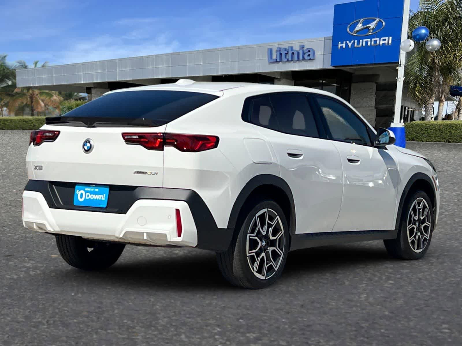 Used 2026 BMW X2 xDrive28i AWD/4WD image 3