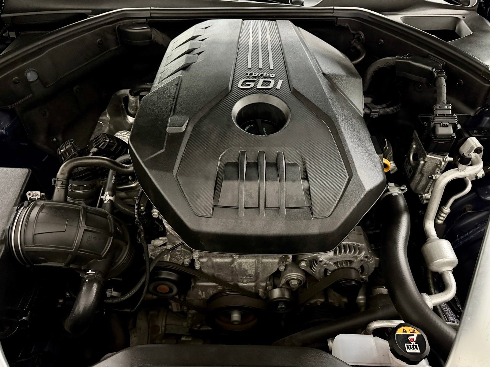 Used 2023 Genesis G70 2.0T AWD/4WD image 40