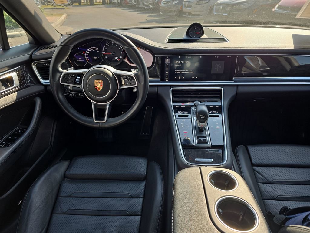 Used 2017 Porsche Panamera 4S image 16