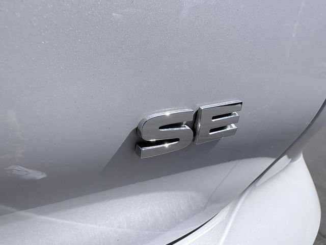 Used 2024 Mitsubishi Outlander SE Black Edition FWD image 27