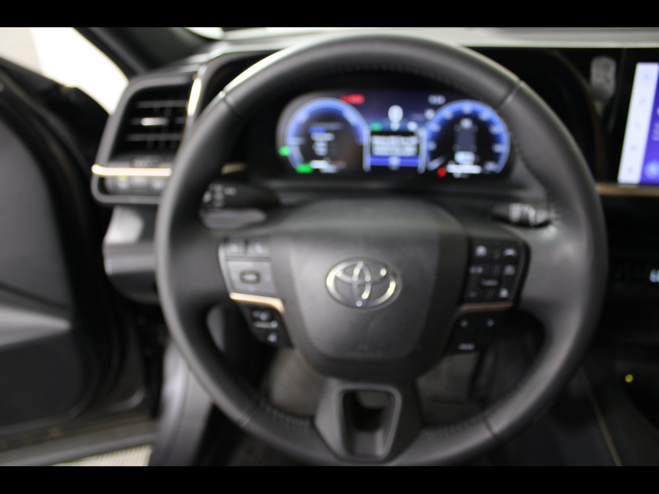 Used 2023 Toyota Crown AWD/4WD image 20