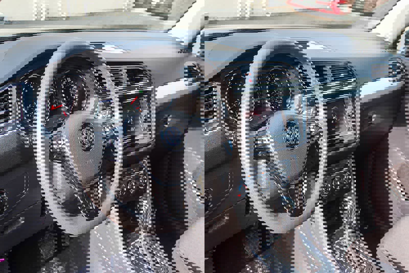 Used 2019 Volkswagen Tiguan S w/ Driver Assistance Package image 22