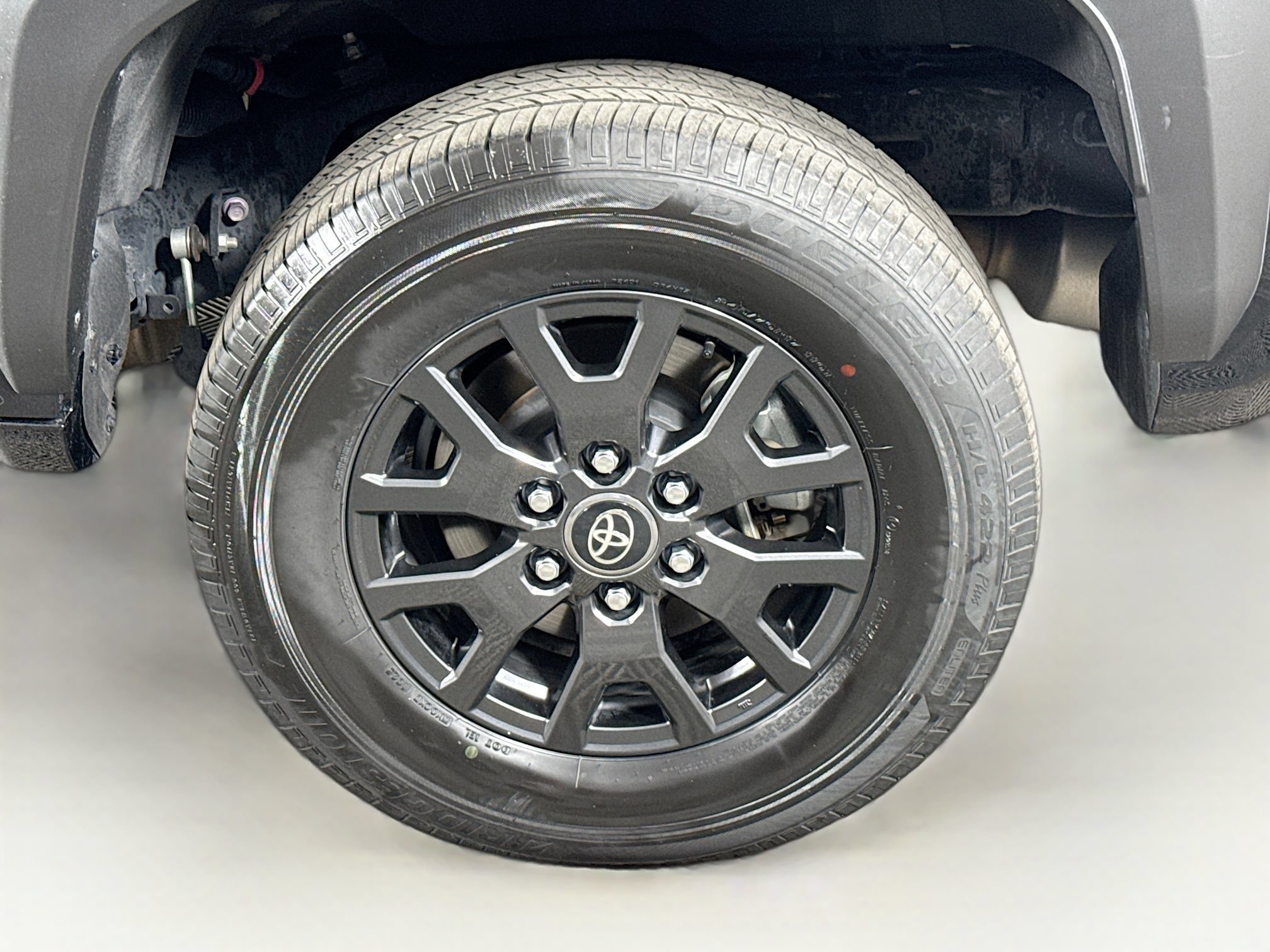 Certified 2025 Toyota 4Runner SR5 AWD/4WD image 9