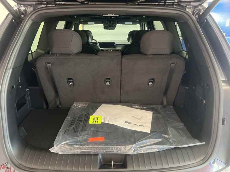 New 2027 Kia Telluride S image 8