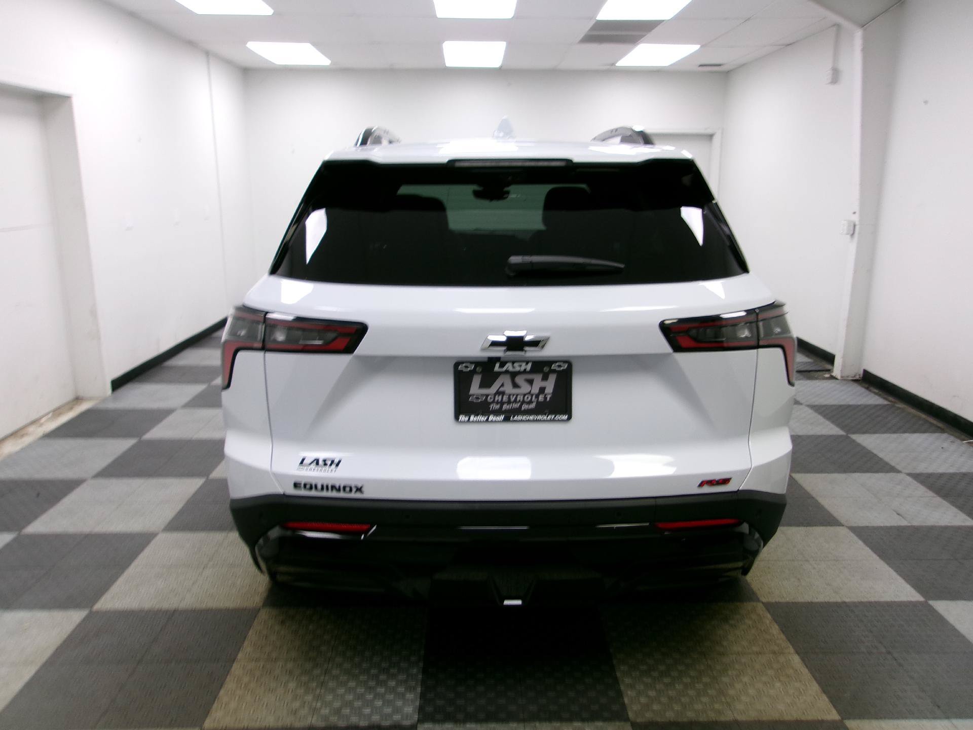 New 2027 Chevrolet Equinox RS w/ Safety and Technology Package FWD image 13