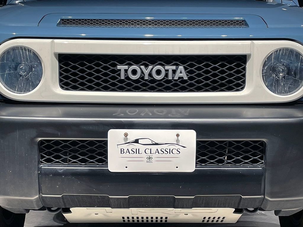 Used 2014 Toyota FJ Cruiser Base w/ Trail Teams Ultimate Edition image 16