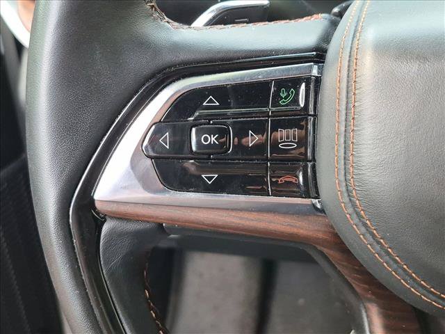 Used 2023 Jeep Grand Cherokee L Summit w/ Advanced Protech Group IV AWD/4WD image 11