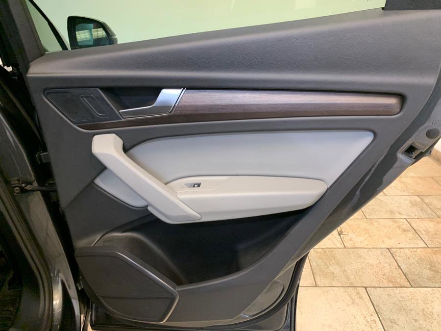 Used 2022 Audi Q5 2.0T Premium image 52