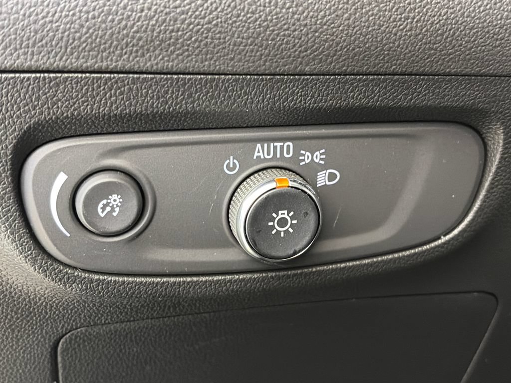 Used 2025 Buick Encore GX Preferred w/ Advanced Technology Package FWD image 24