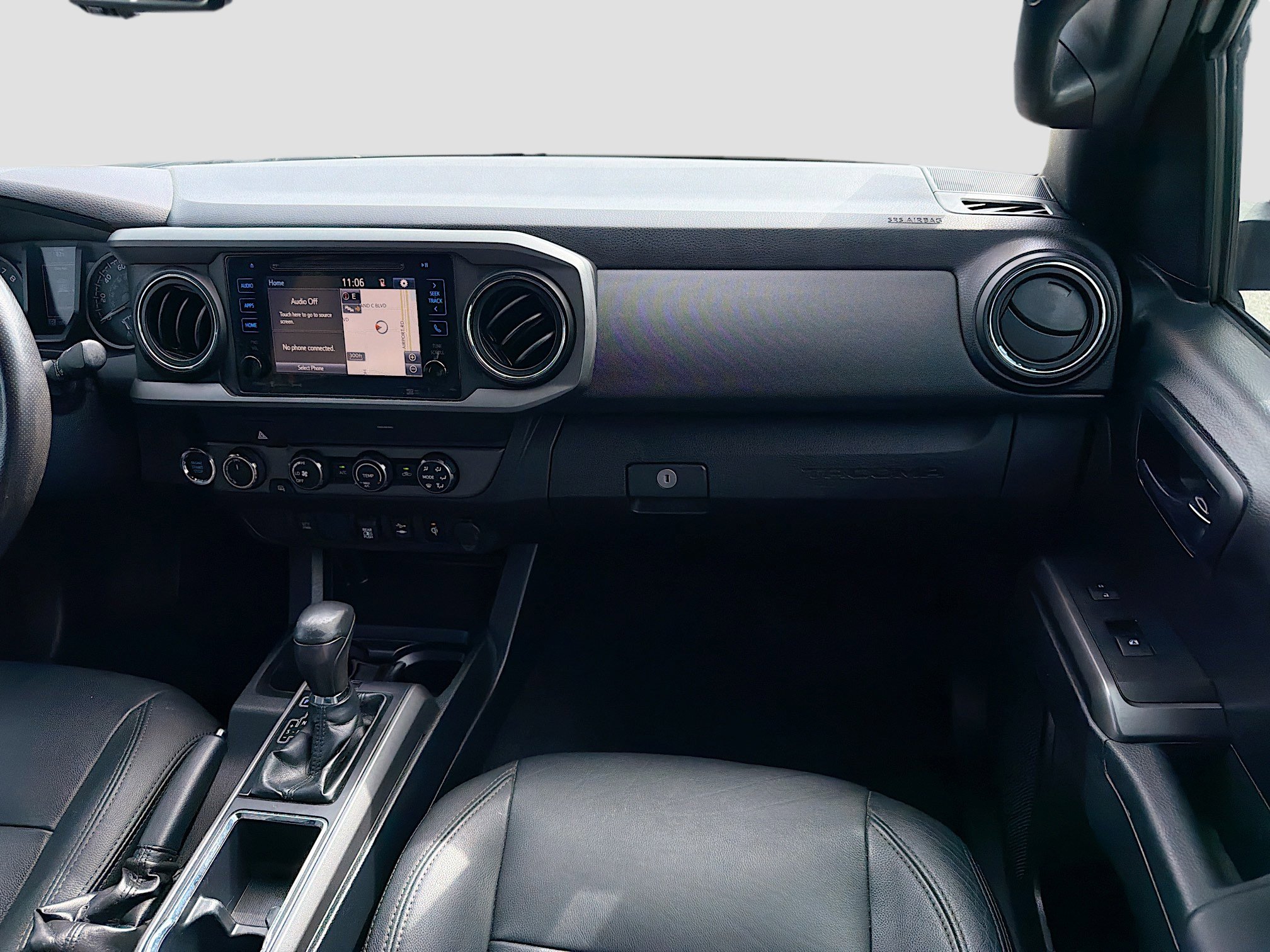 Used 2019 Toyota Tacoma TRD Off-Road AWD/4WD image 18