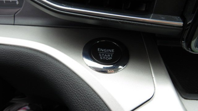 Certified 2022 Ford Explorer XLT w/ Equipment Group 202A image 20