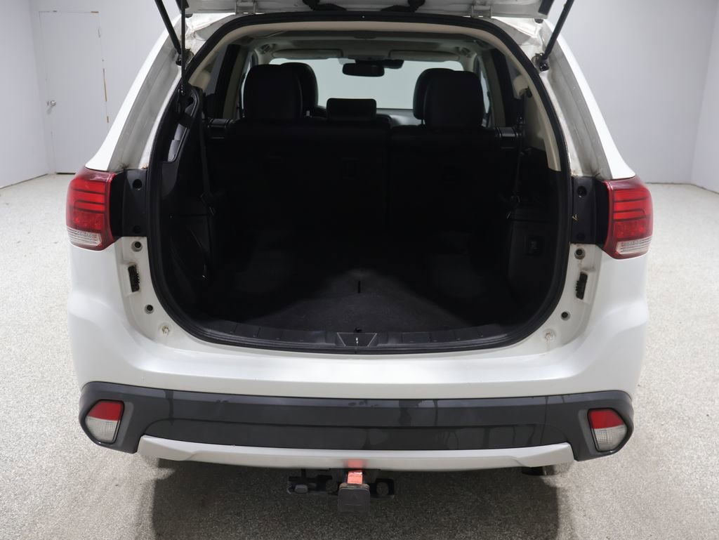 Used 2018 Mitsubishi Outlander GT AWD/4WD image 21