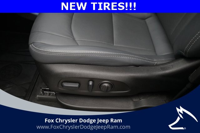 Used 2024 Buick Enclave Essence w/ LPO, Floor Liner Package image 29