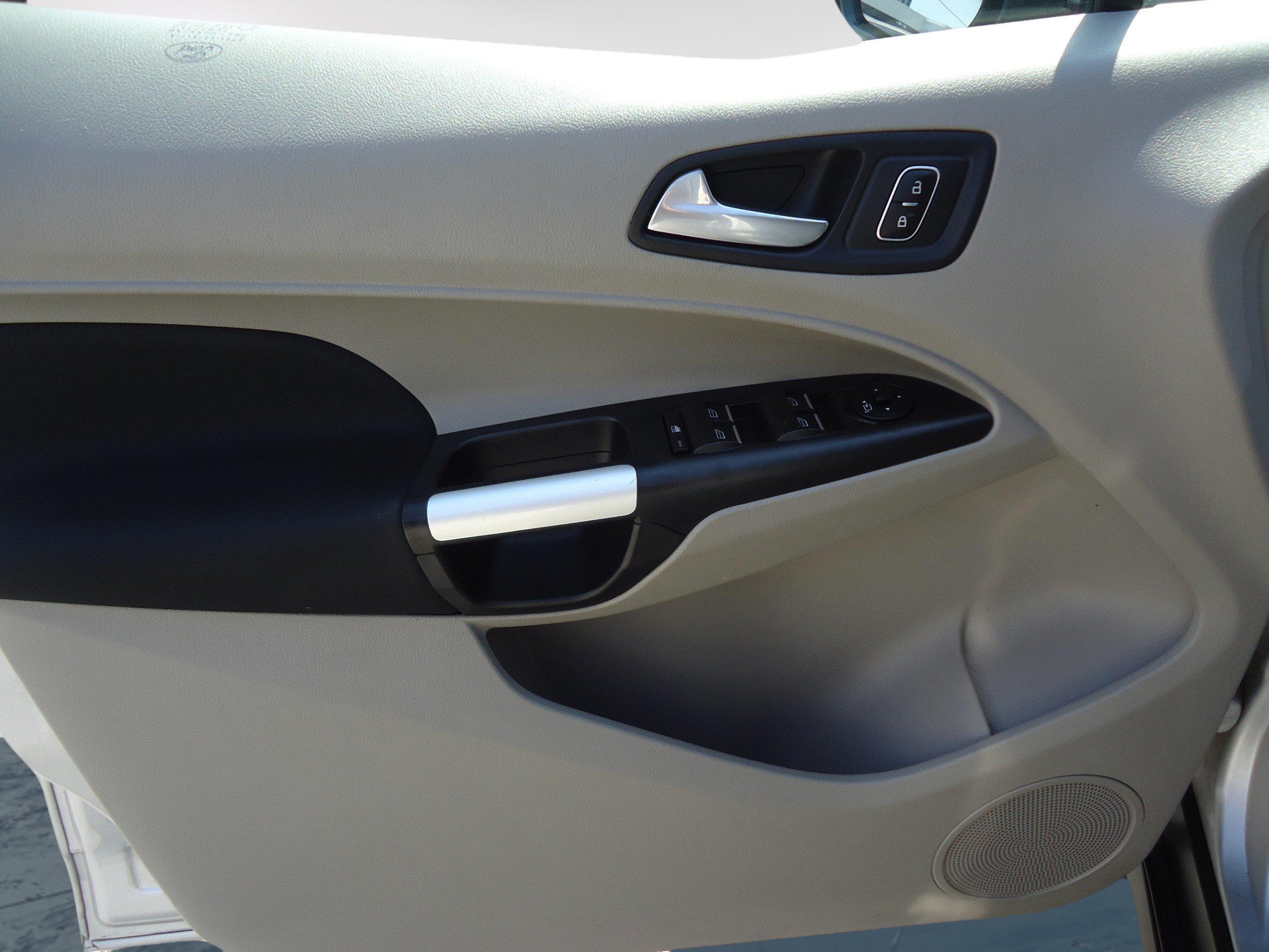 Used 2022 Ford Transit Connect XLT FWD image 19