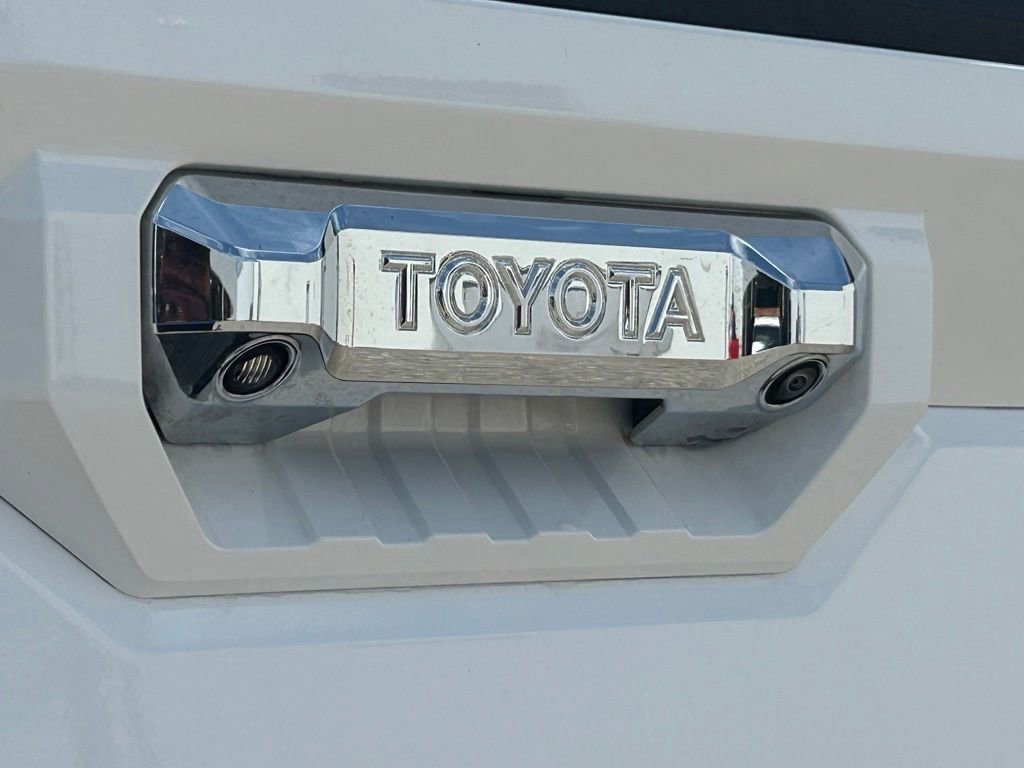 Used 2024 Toyota Tundra Limited AWD/4WD image 23