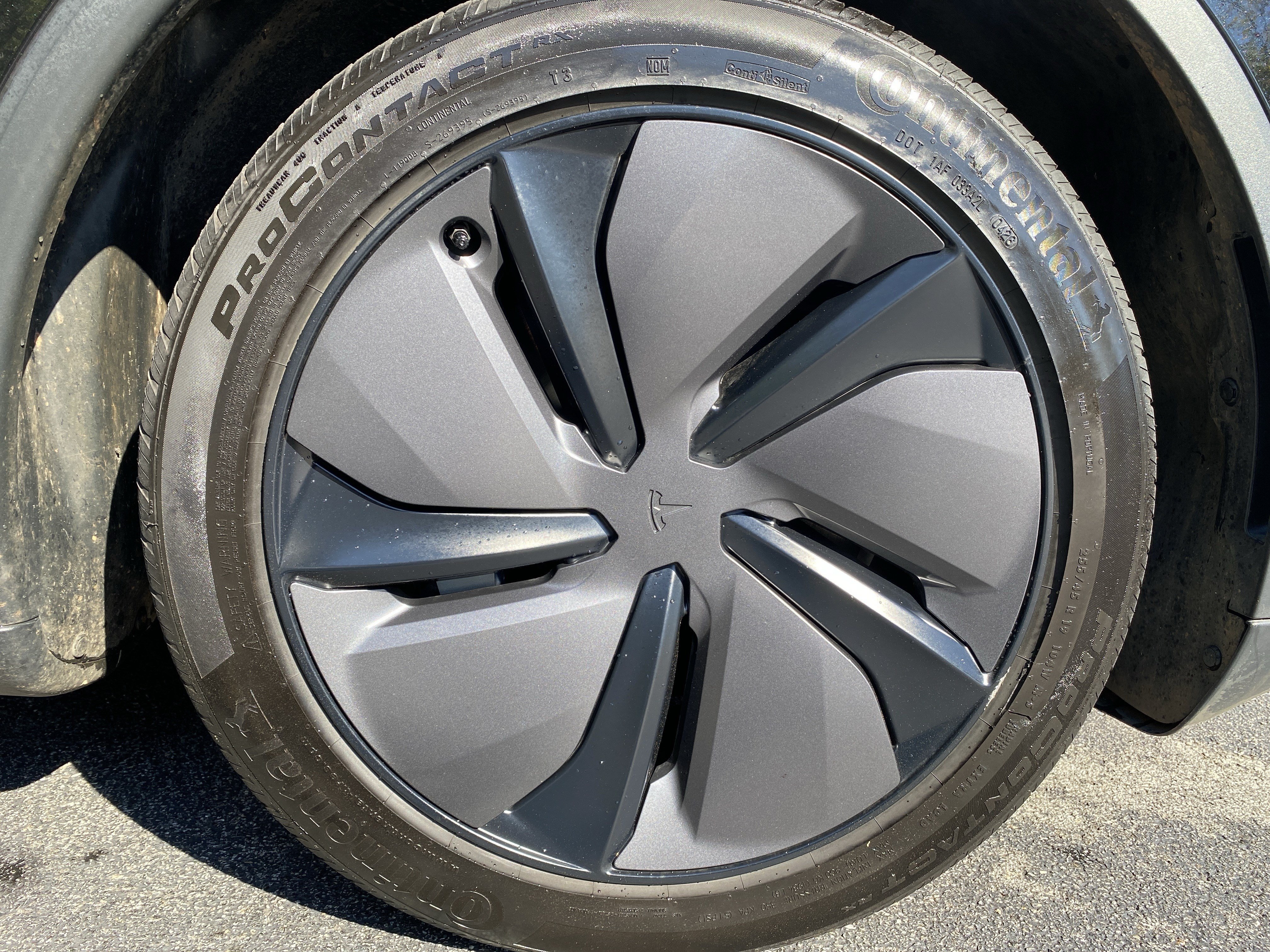 Used 2026 Tesla Model Y AWD image 37
