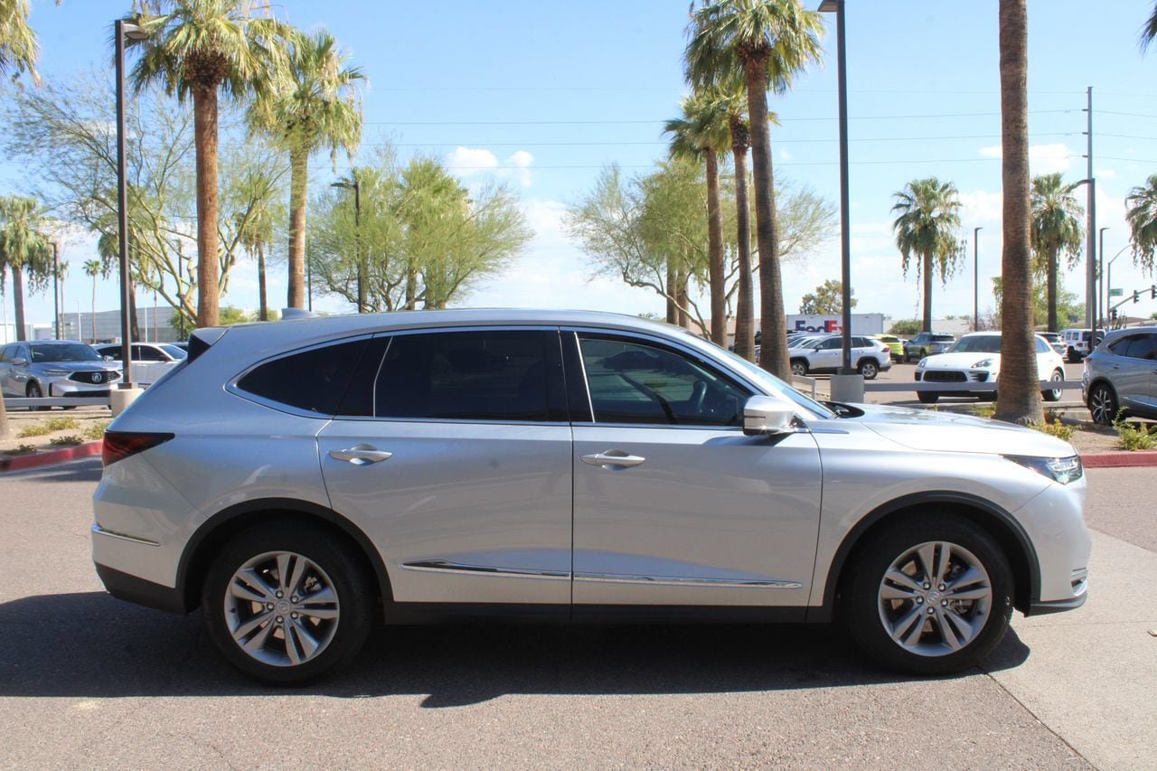 Used 2026 Acura MDX FWD image 8