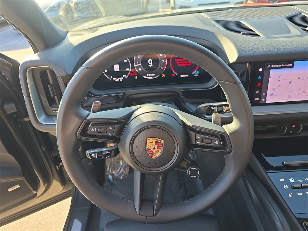 Certified 2025 Porsche Cayenne image 33