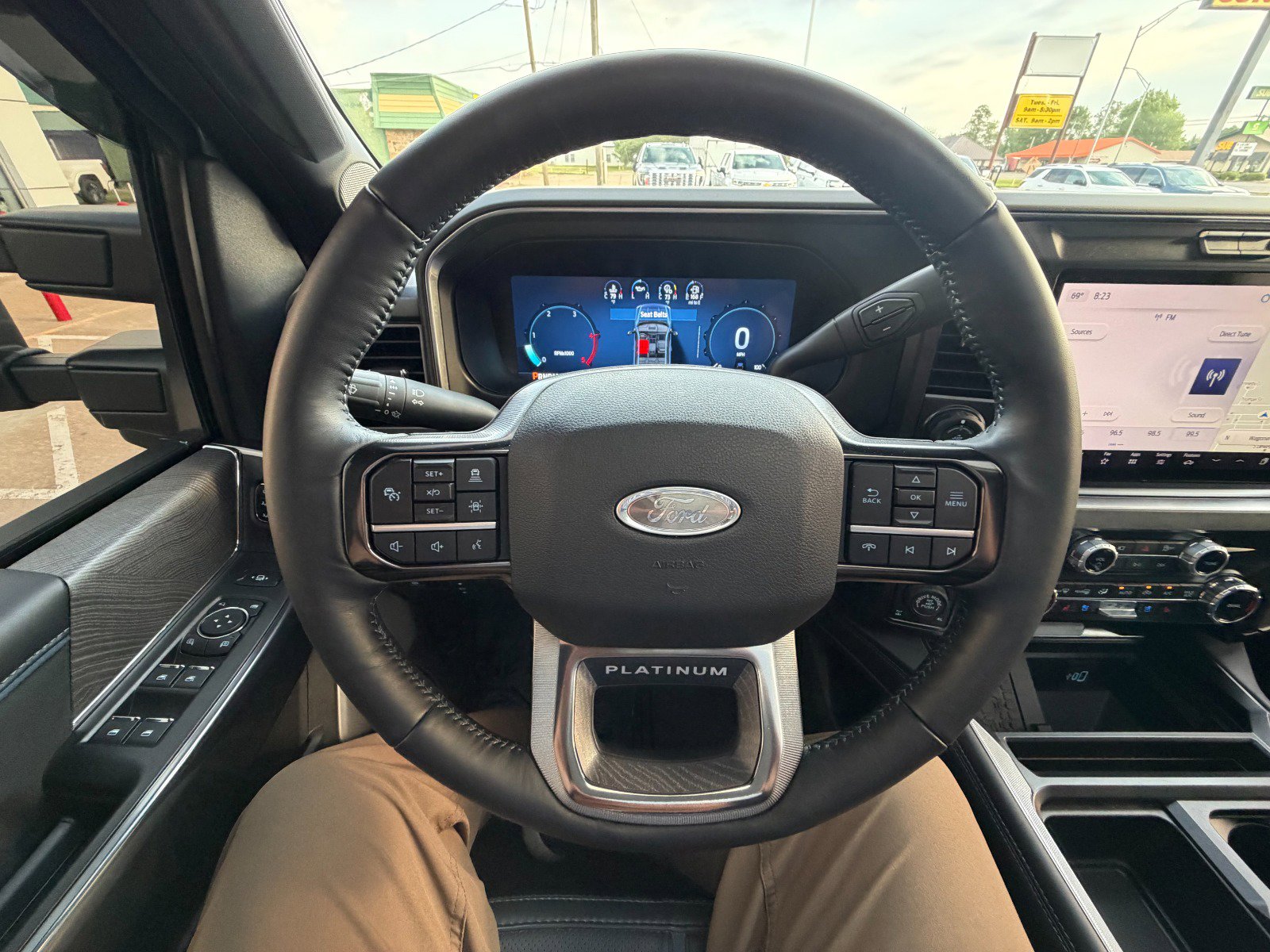 Used 2025 Ford F250 Platinum w/ Tremor Off-Road Package AWD/4WD image 14