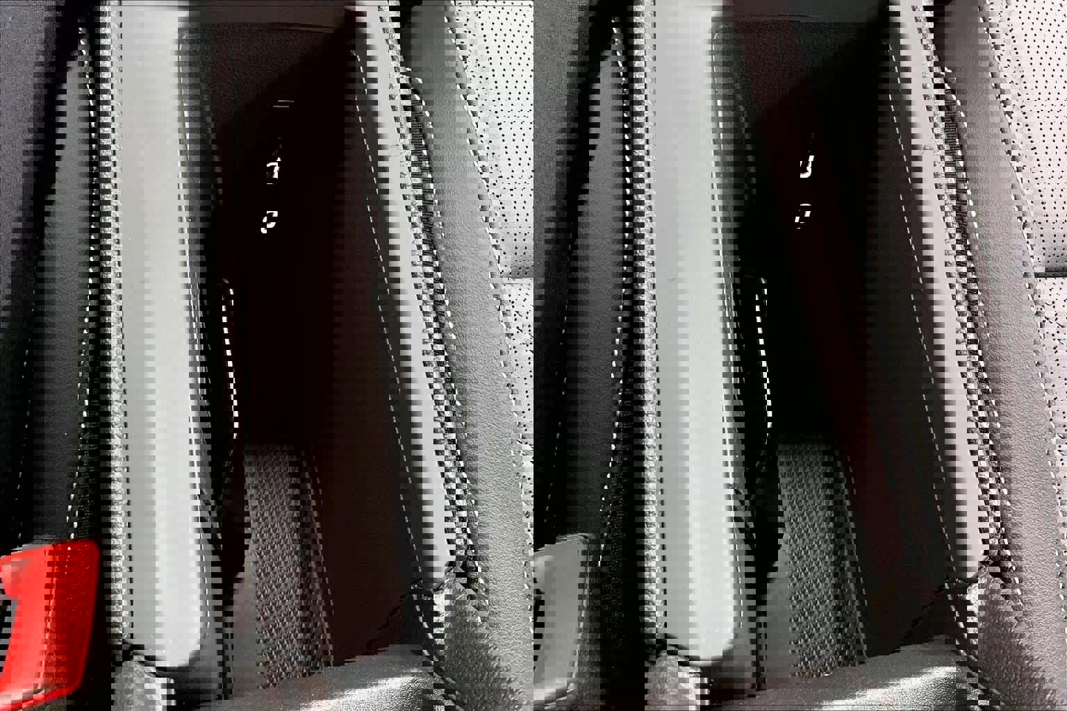 New 2026 Volkswagen Tiguan SE R-Line image 23