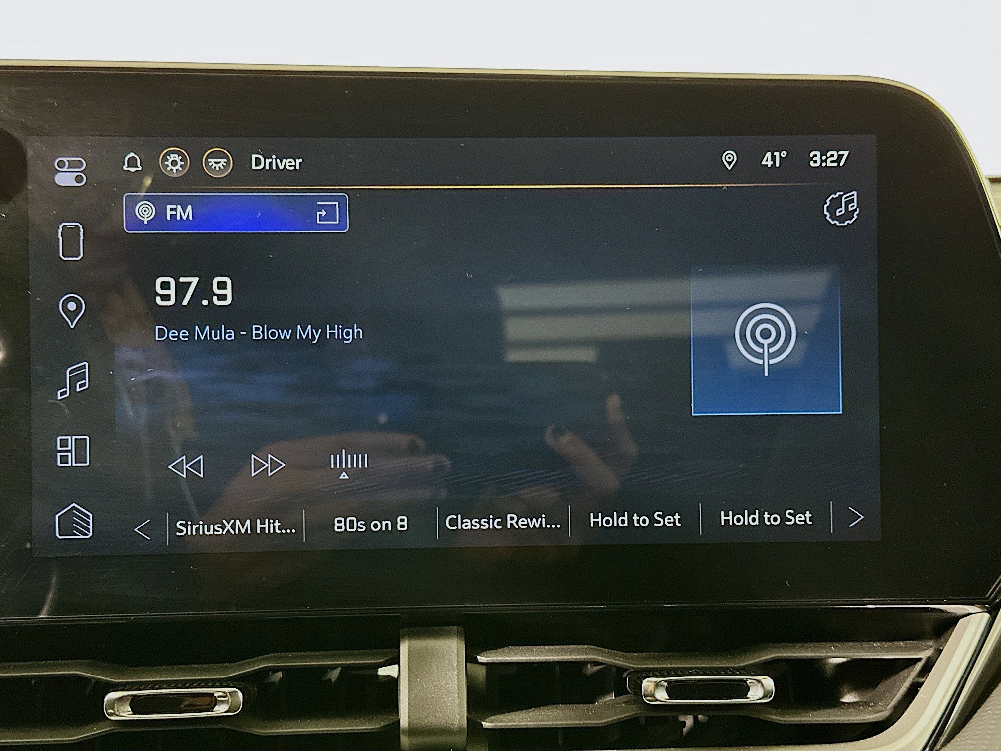 Used 2025 Chevrolet Equinox LT image 21