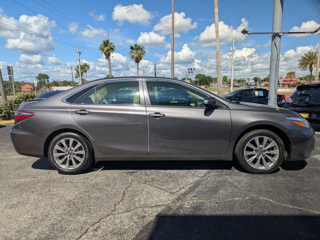 Used 2016 Toyota Camry XLE FWD image 4