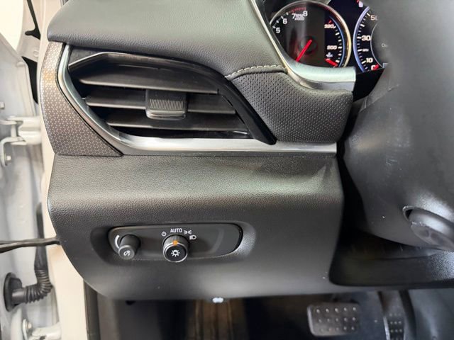 Used 2023 Chevrolet Traverse Premier w/ Redline Edition AWD/4WD image 18