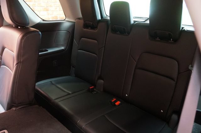 Certified 2024 Nissan Pathfinder SL AWD/4WD image 37