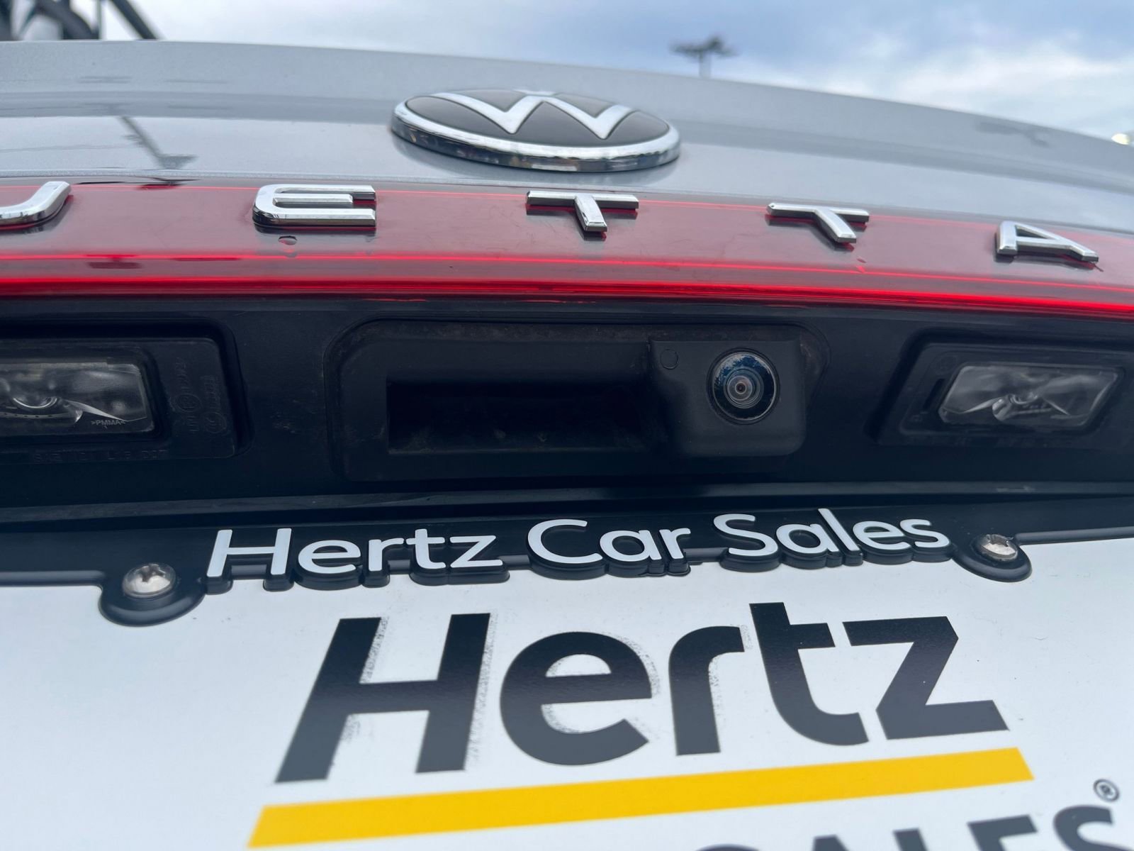 Used 2025 Volkswagen Jetta SE image 23