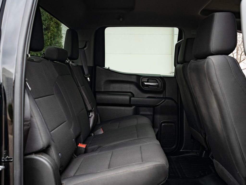 Used 2024 Chevrolet Silverado 1500 W/T w/ WT Value Package AWD/4WD image 39