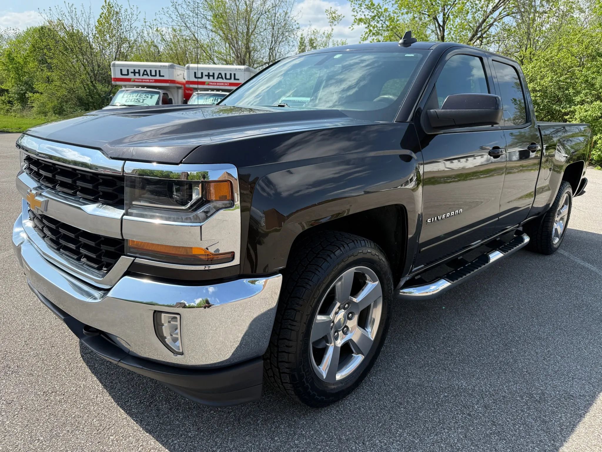 Used 2018 Chevrolet Silverado 1500 LT w/ All Star Edition image 55