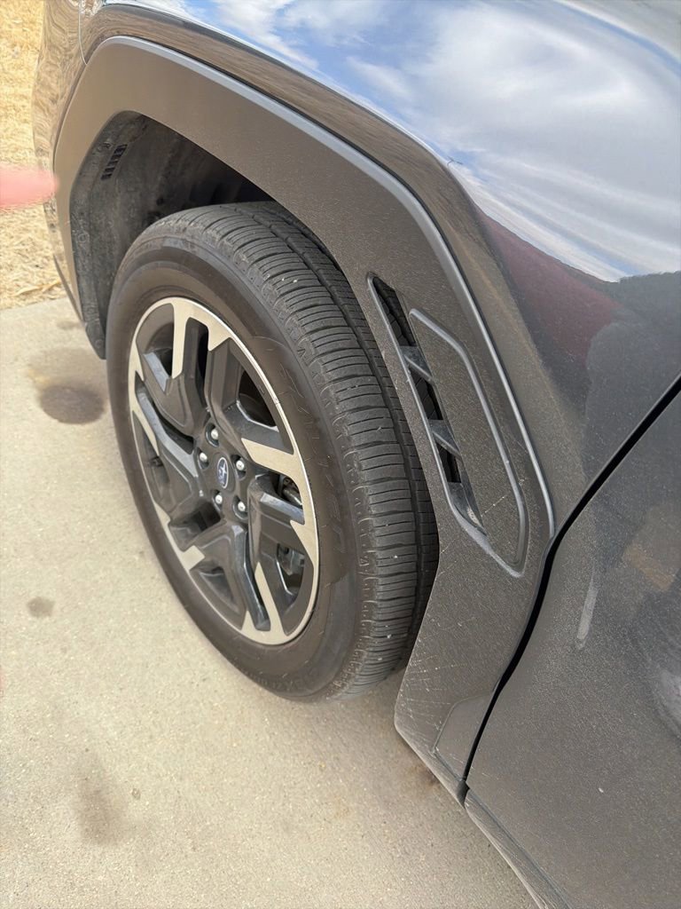 Used 2025 Subaru Forester Limited image 14