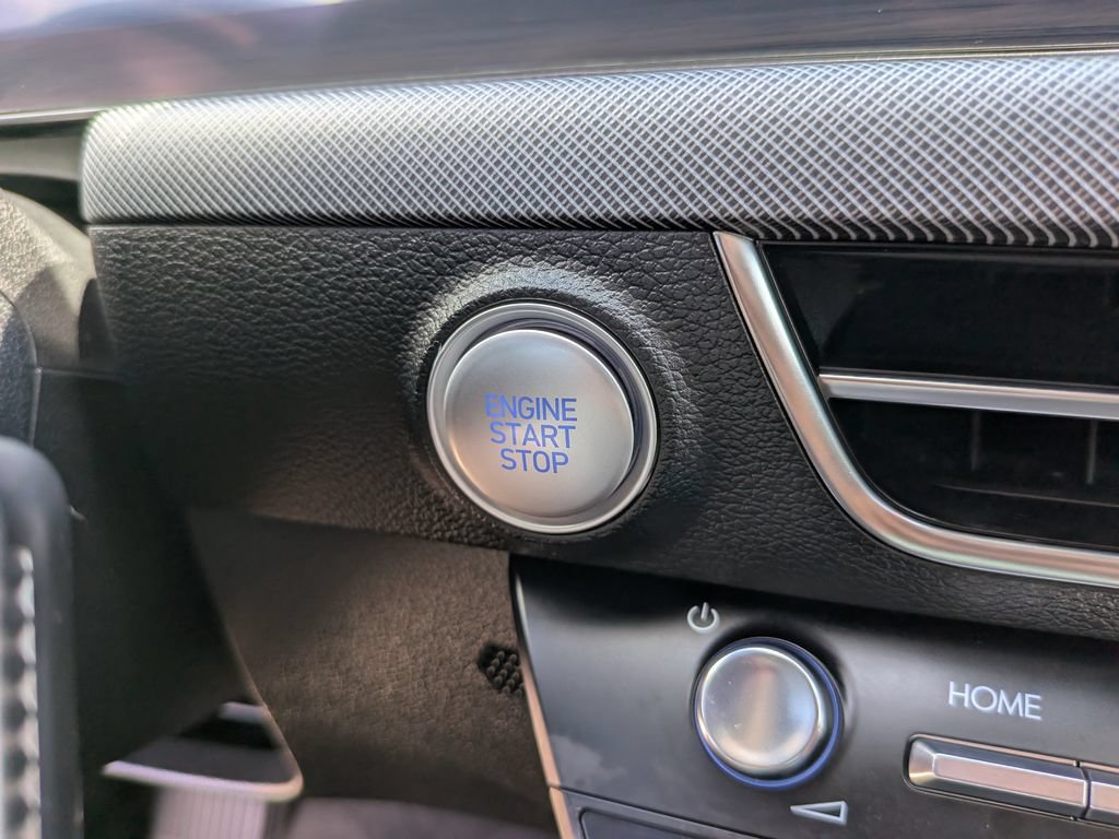 Used 2024 Hyundai Sonata SEL FWD image 25