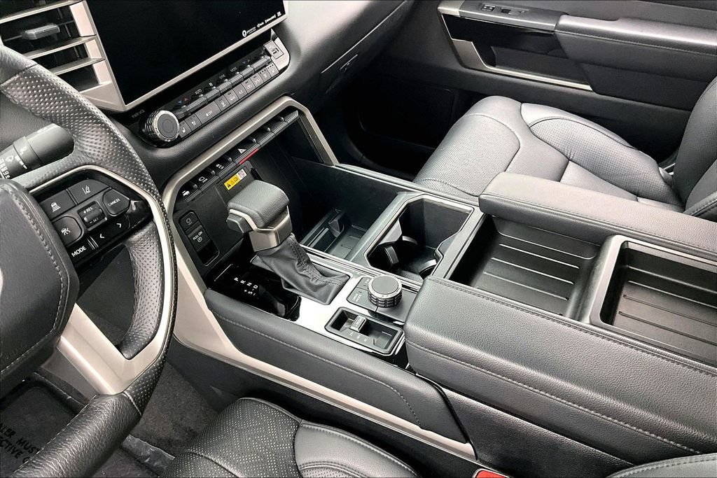 Used 2024 Toyota Tundra Limited AWD/4WD image 15