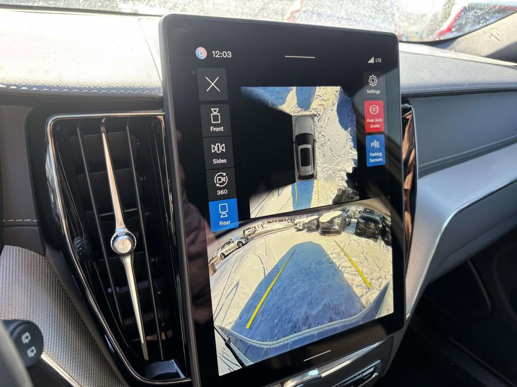 New 2026 Volvo XC60 T8 Ultra w/ Protection Package Premier image 20