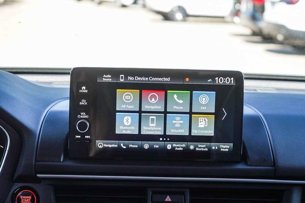 Used 2024 Honda Pilot Touring image 14