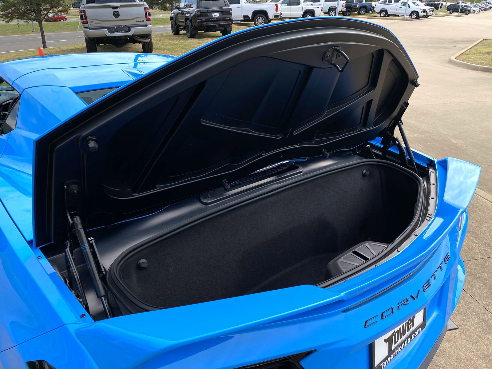 Used 2022 Chevrolet Corvette Stingray Premium Conv w/ Z51 Performance Package image 10