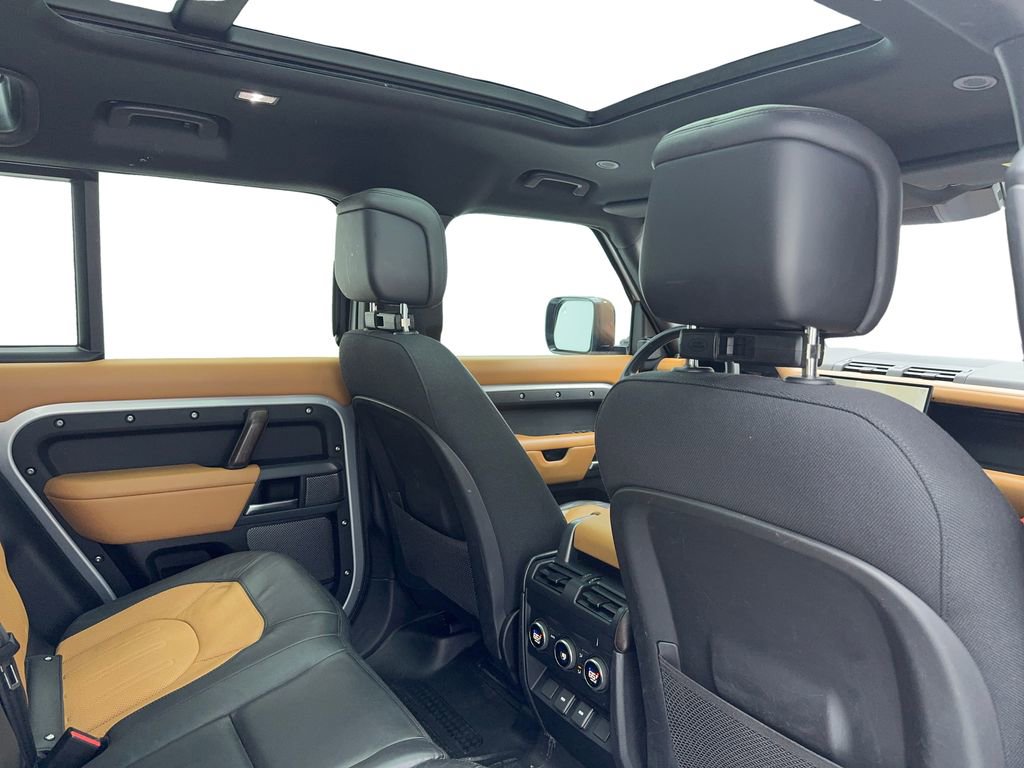 Used 2024 Land Rover Defender 110 X image 49