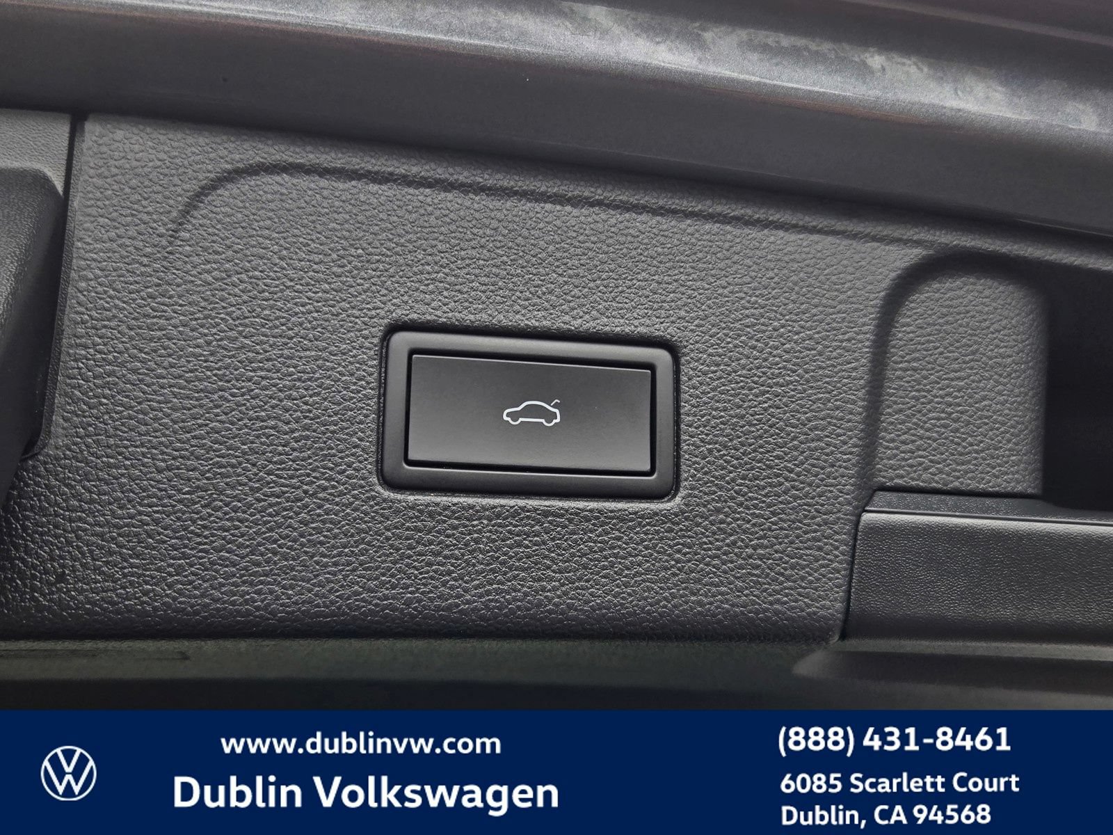 Certified 2023 Volkswagen Atlas SE w/ Panoramic Sunroof Package AWD/4WD image 27